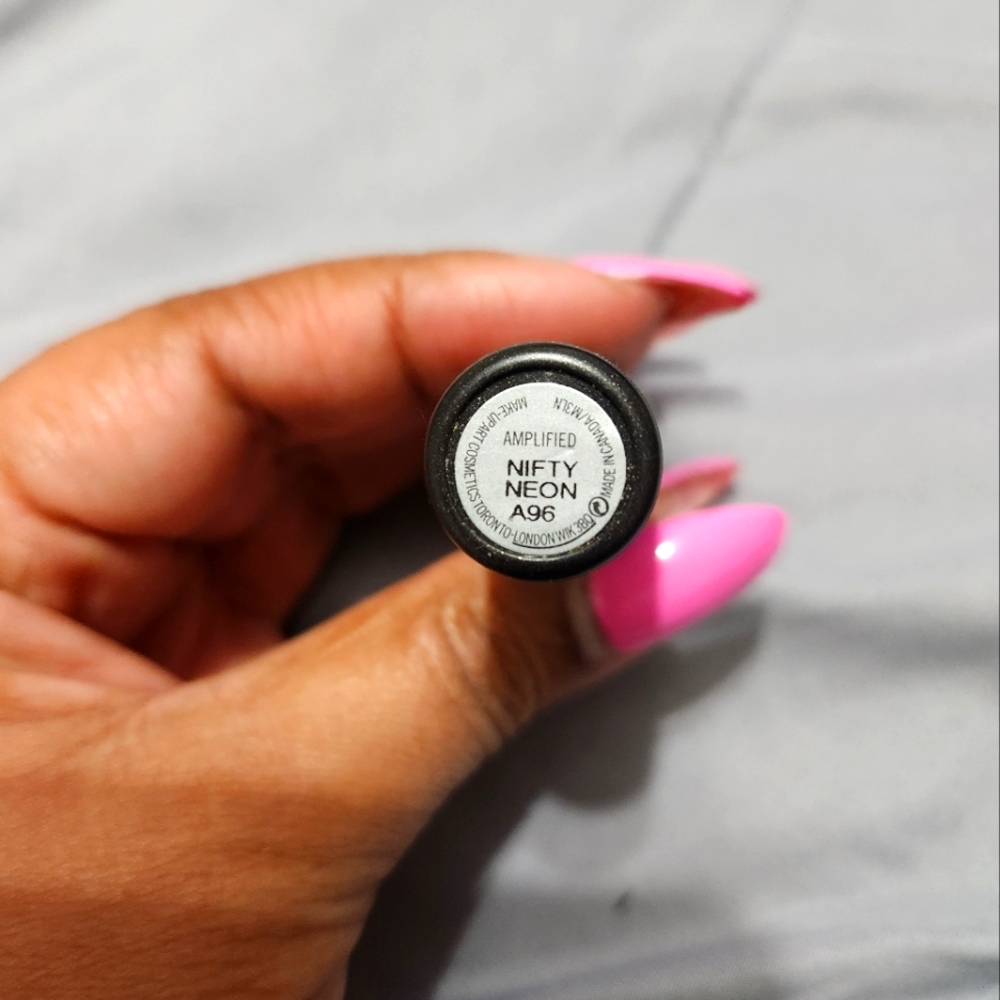 MAC Nifty Neon Amplified Lipstick